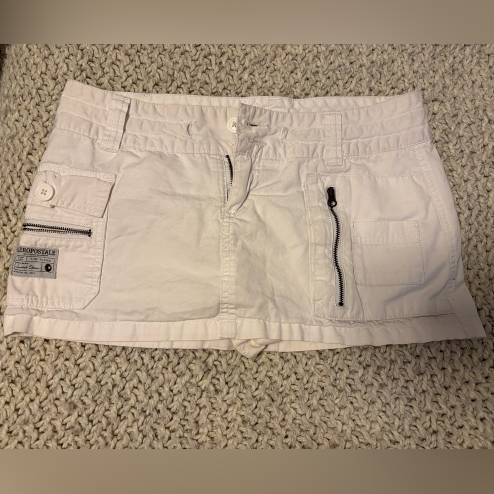 Y2K VINTAGE AEROPOSTALE MINI SKIRT (cargo)
